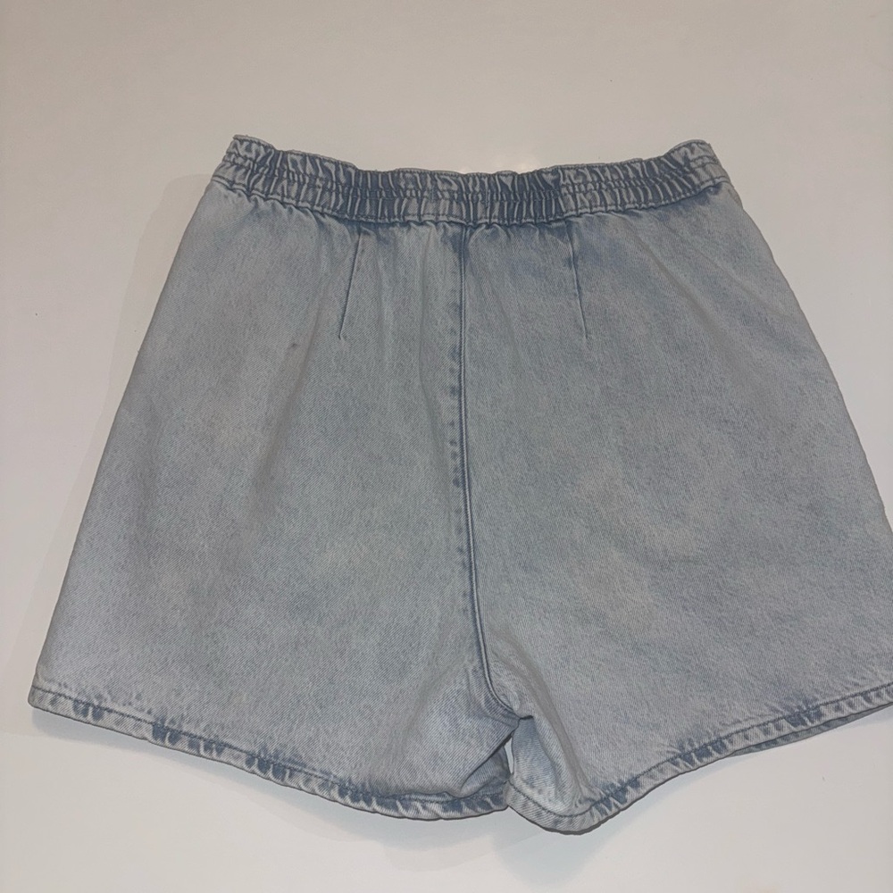 Express Super High Rise denim pleated Shorts Small